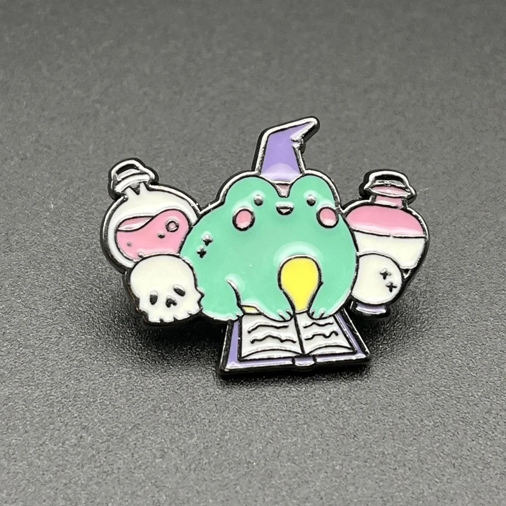 Frog‎ Wizard Spells Potions Skulls Cute Enamel Lapel Hat Pin